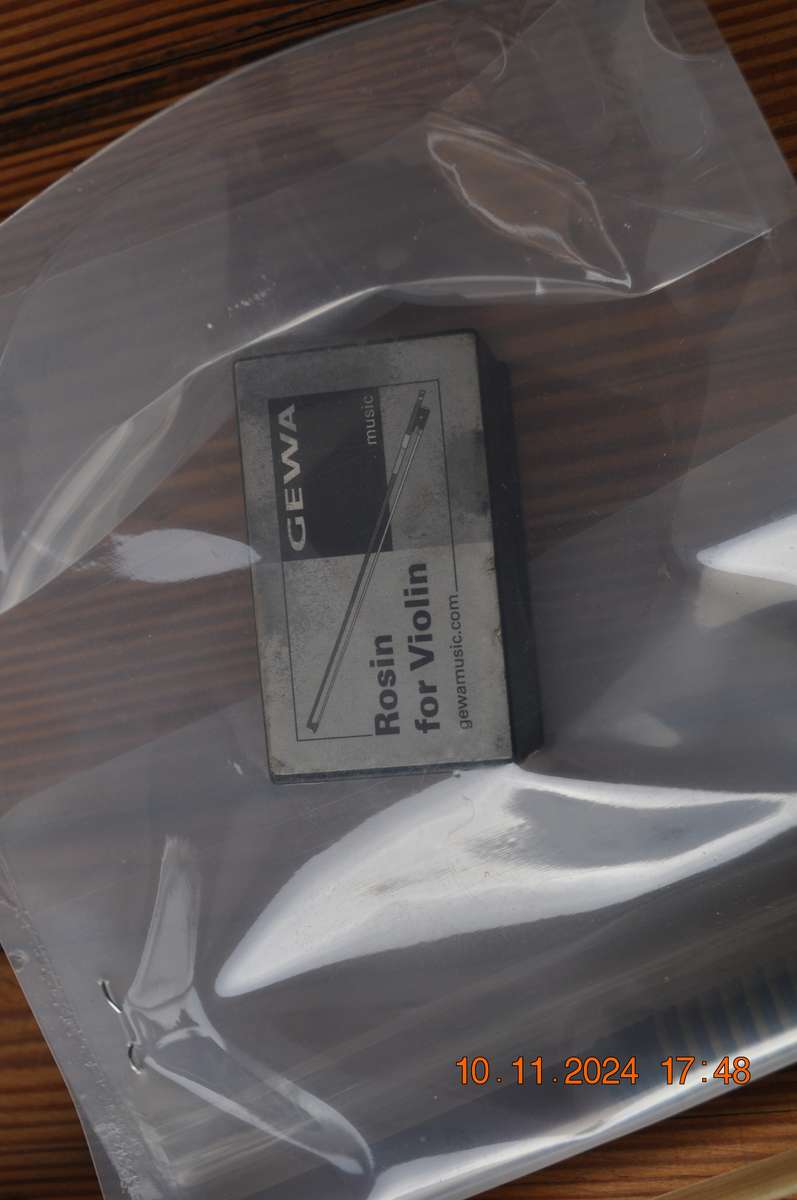 Violin Bow With Rosin