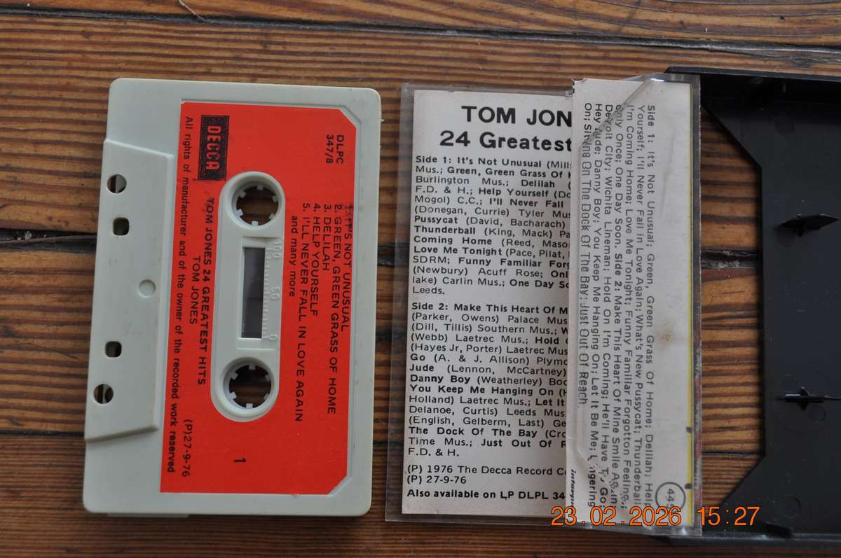 Tom Jones - 24 Greatest Hits (Cassette)