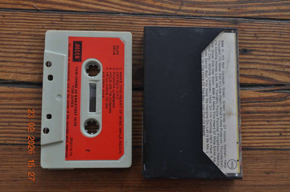 Tom Jones - 24 Greatest Hits (Cassette)