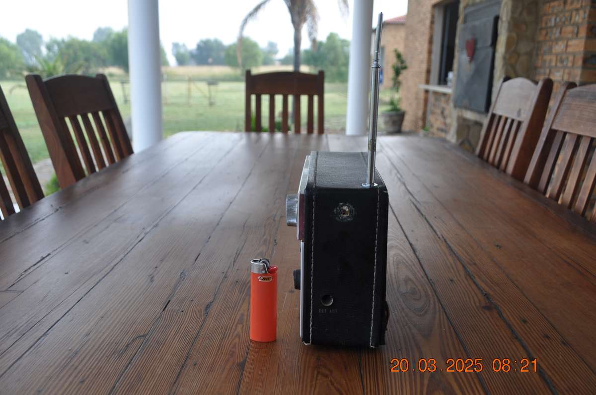 Vintage National Panasonic FM/AM 3 Band Transistor Radio