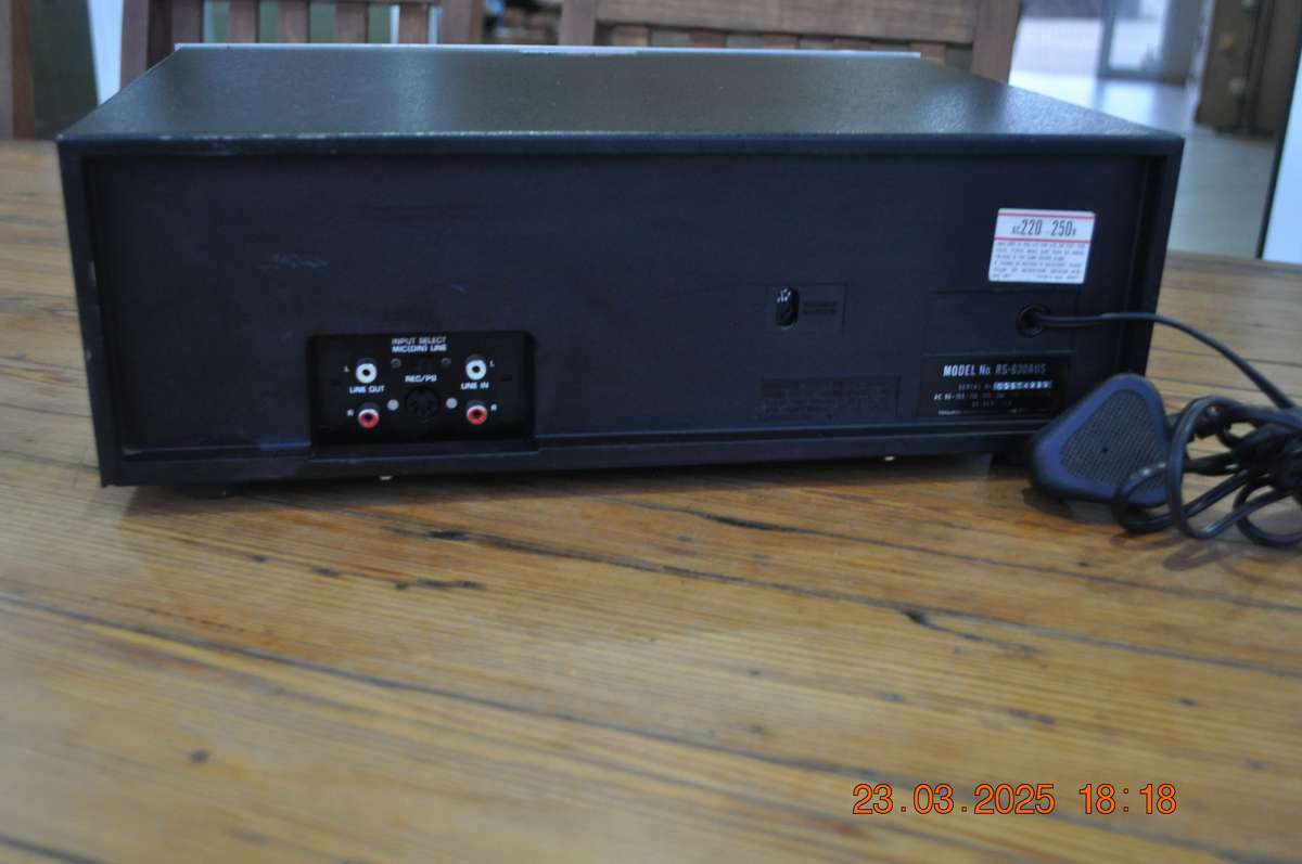 Vintage Technics Stereo Cassette Deck 630