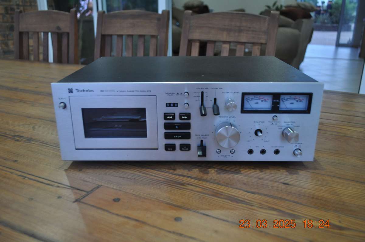 Vintage Technics Stereo Cassette Deck 676