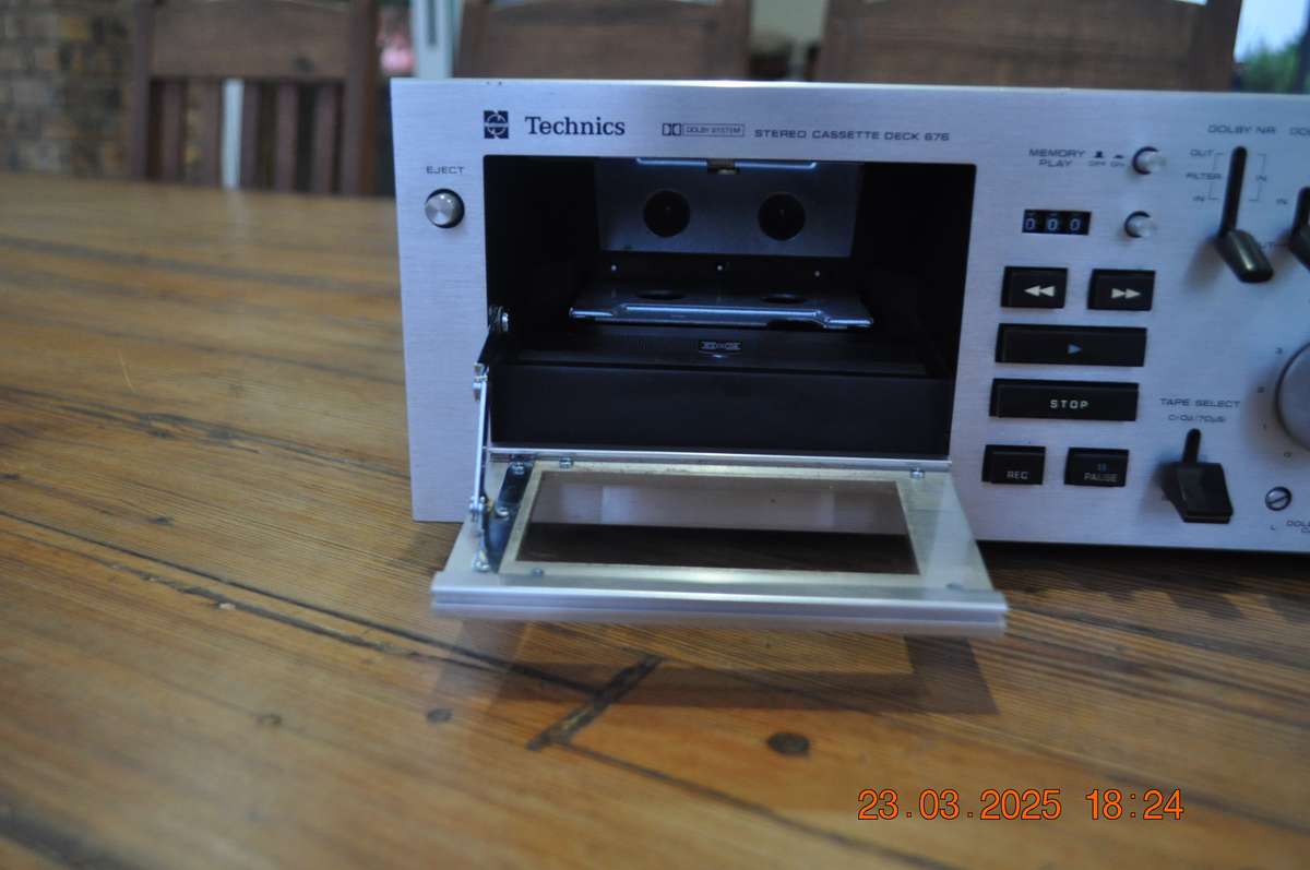 Vintage Technics Stereo Cassette Deck 676