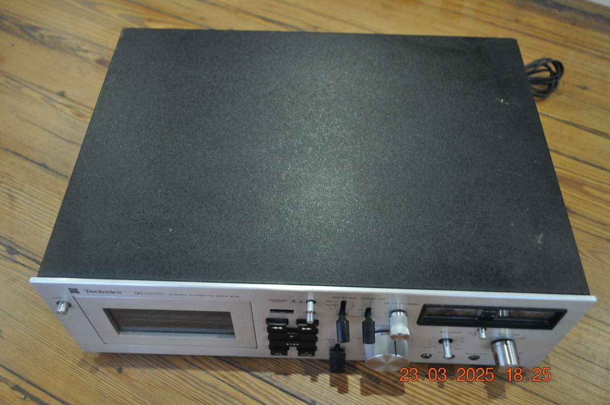 Vintage Technics Stereo Cassette Deck 676