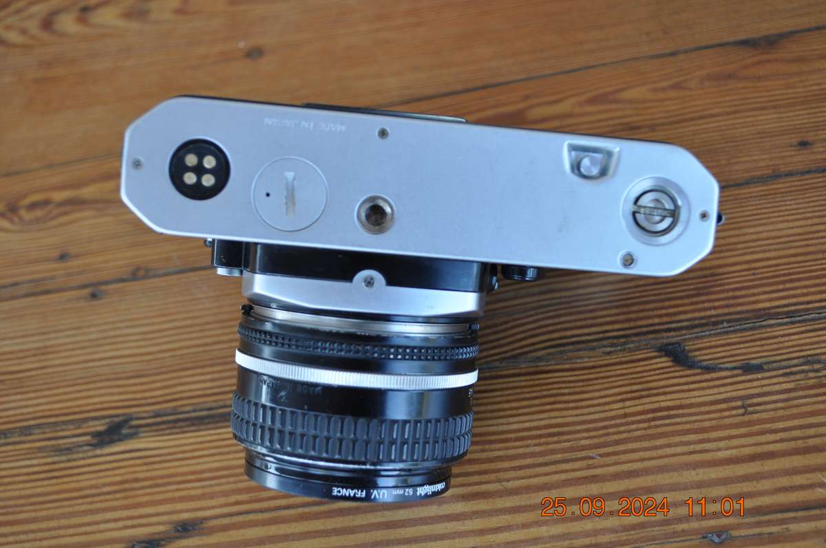 Nikon FE2 35mm Film Camera Lens Nikon 50mm 1:1.8