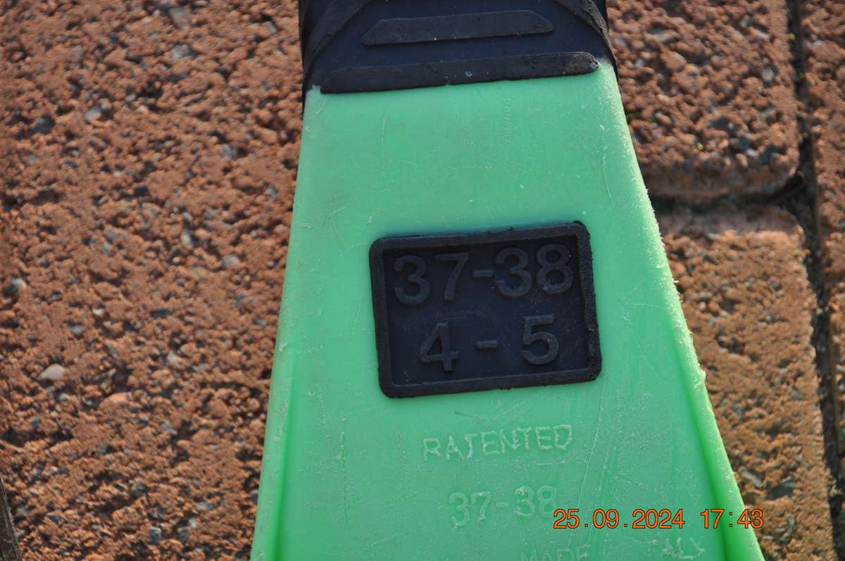 Mares Scuba Fins 3 Pairs