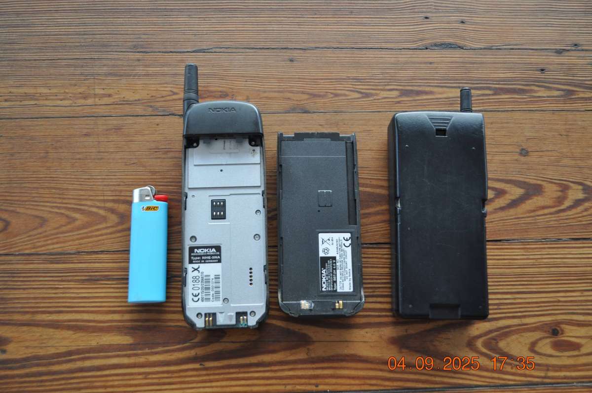 Vintage 1990s Nokia and Alcatel Cell Phones (as is)