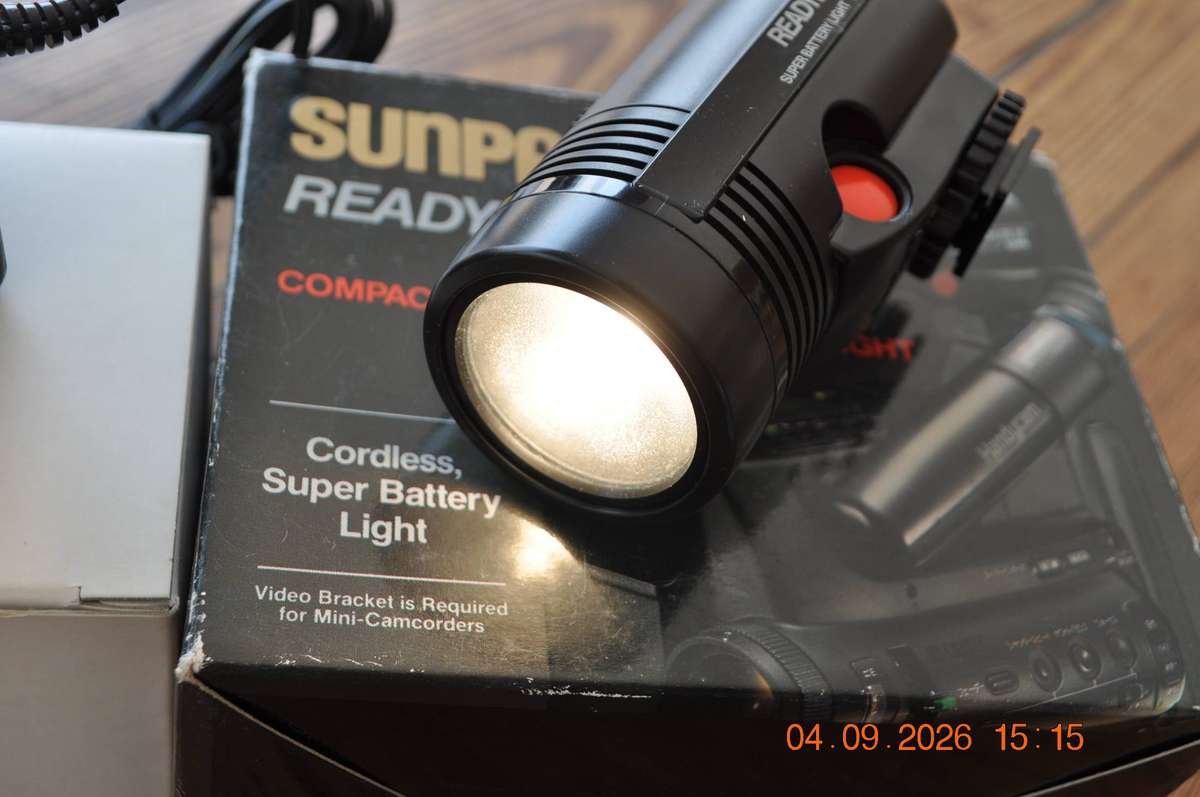 Vintage Sunpak Readylite 20 Camcorder Video Light  As Is