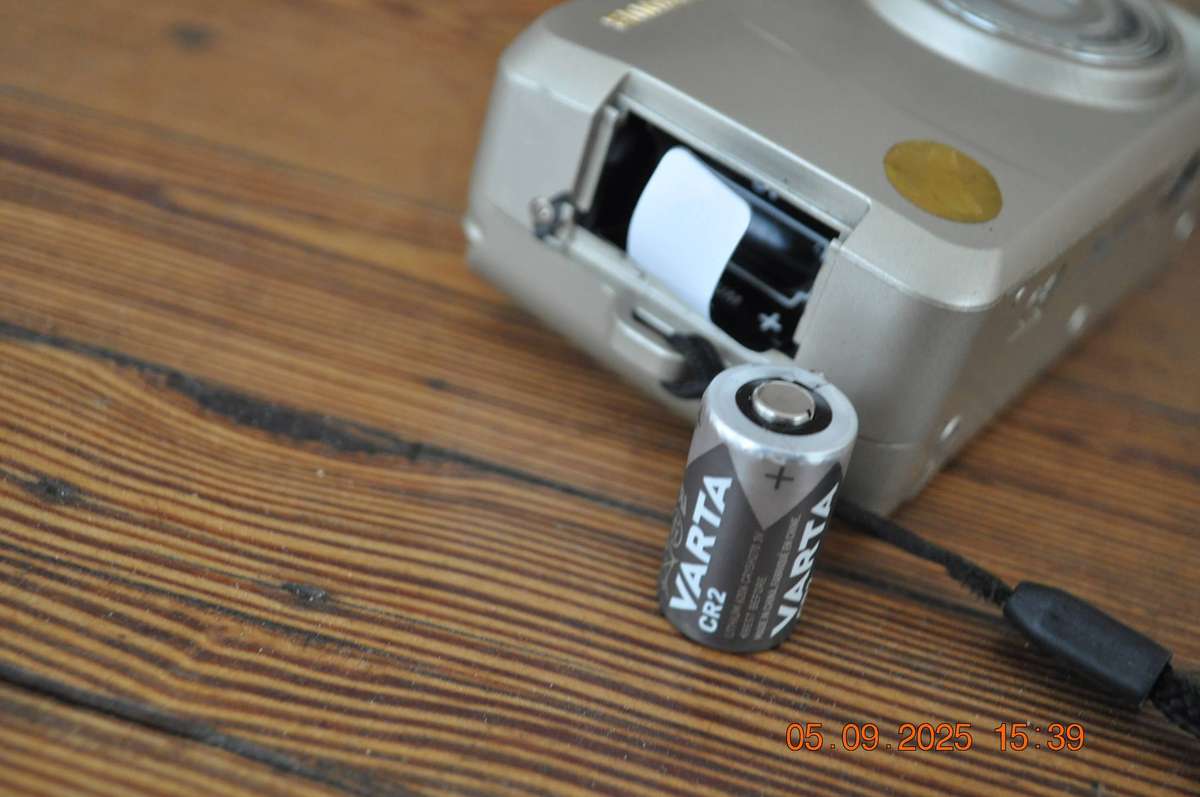 Samsung Fino80XL 35mm Film Camera With Zoom