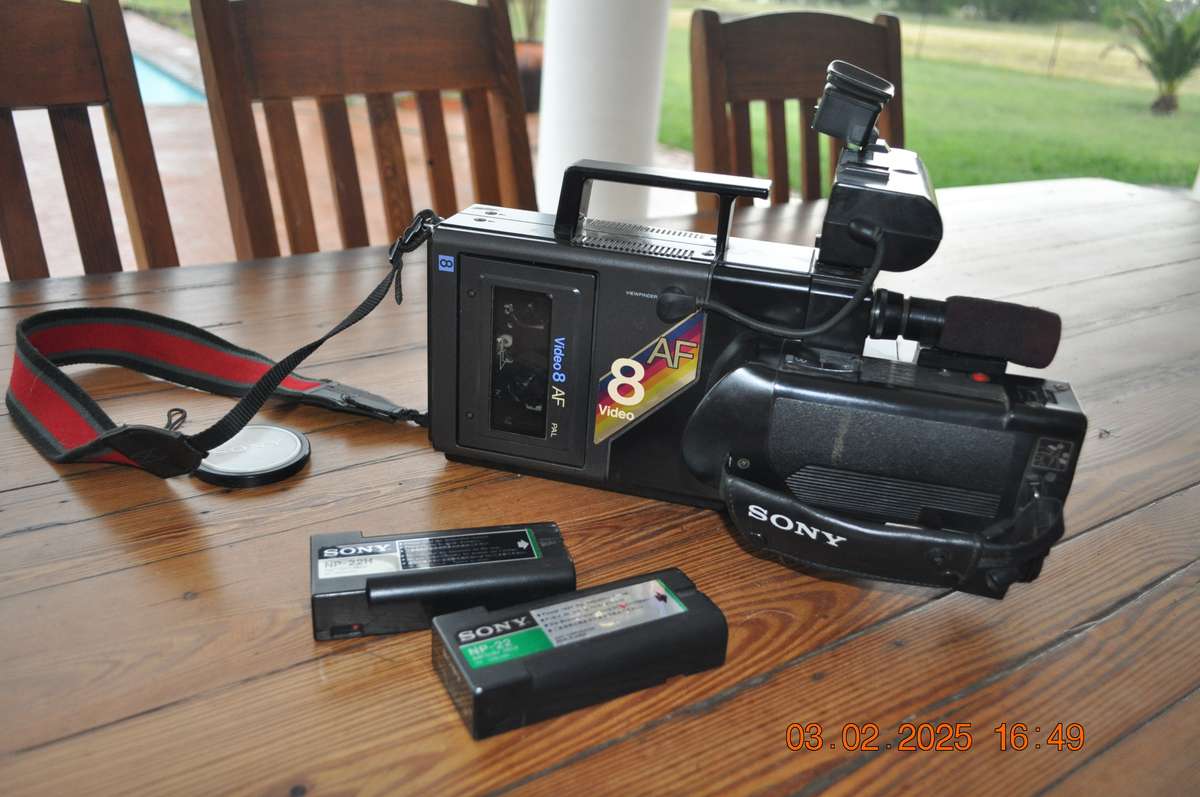 Vintage Sony 8mm Video Camera (as is)