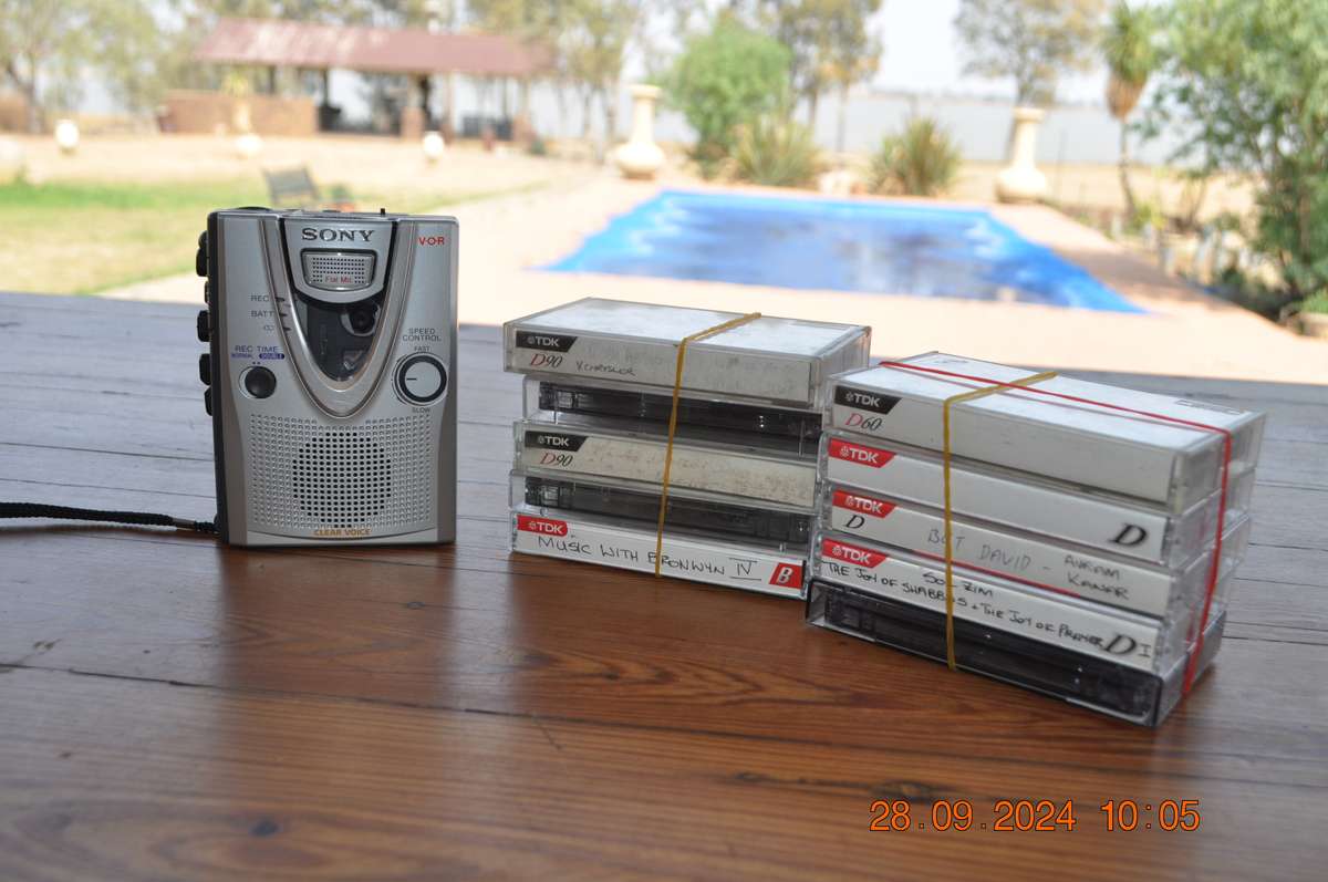 Sony Walkman Cassette Voice Recorder Player