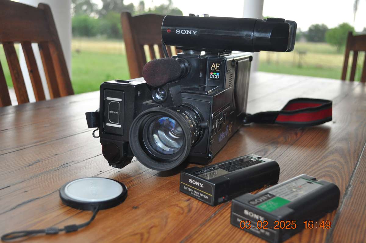 Vintage Sony 8mm Video Camera (as is)