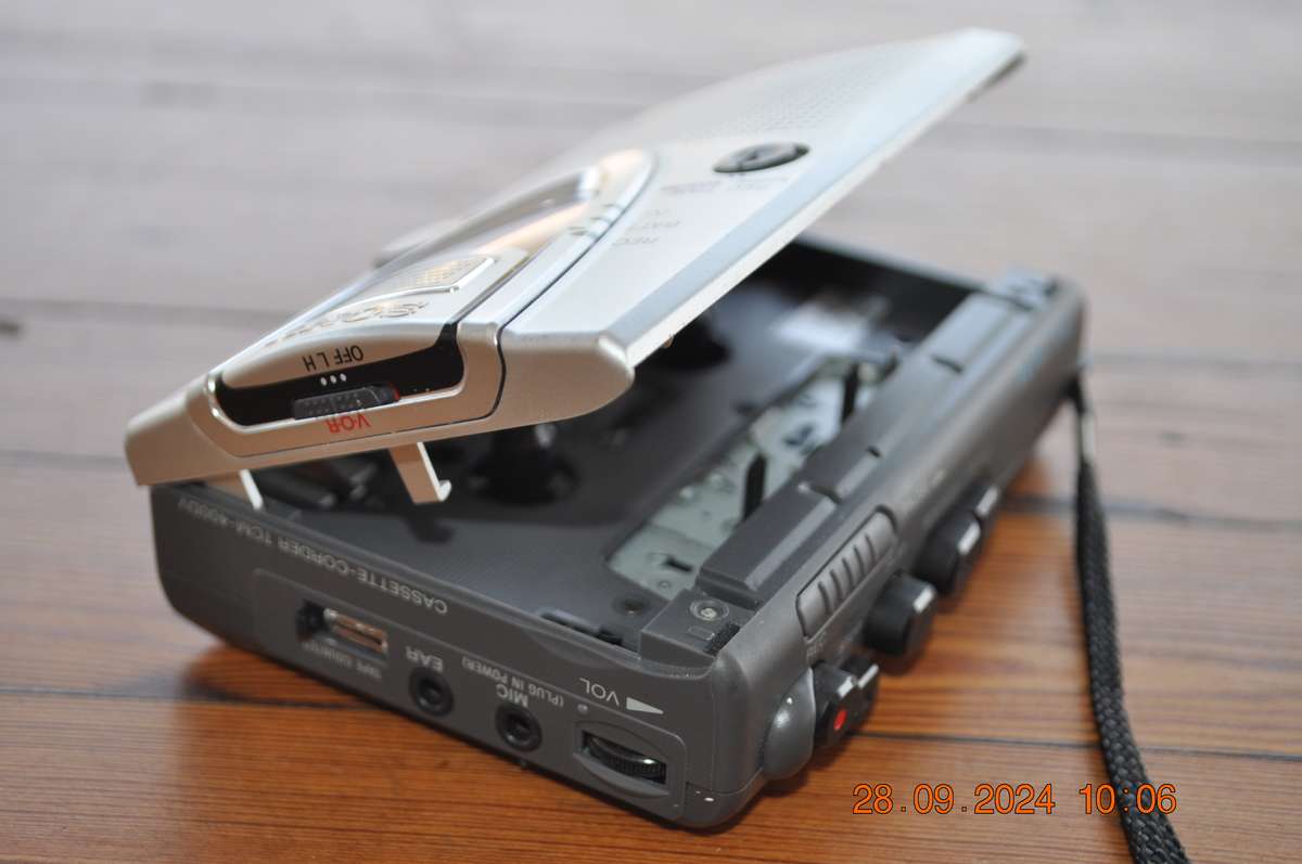 Sony Walkman Cassette Voice Recorder Player