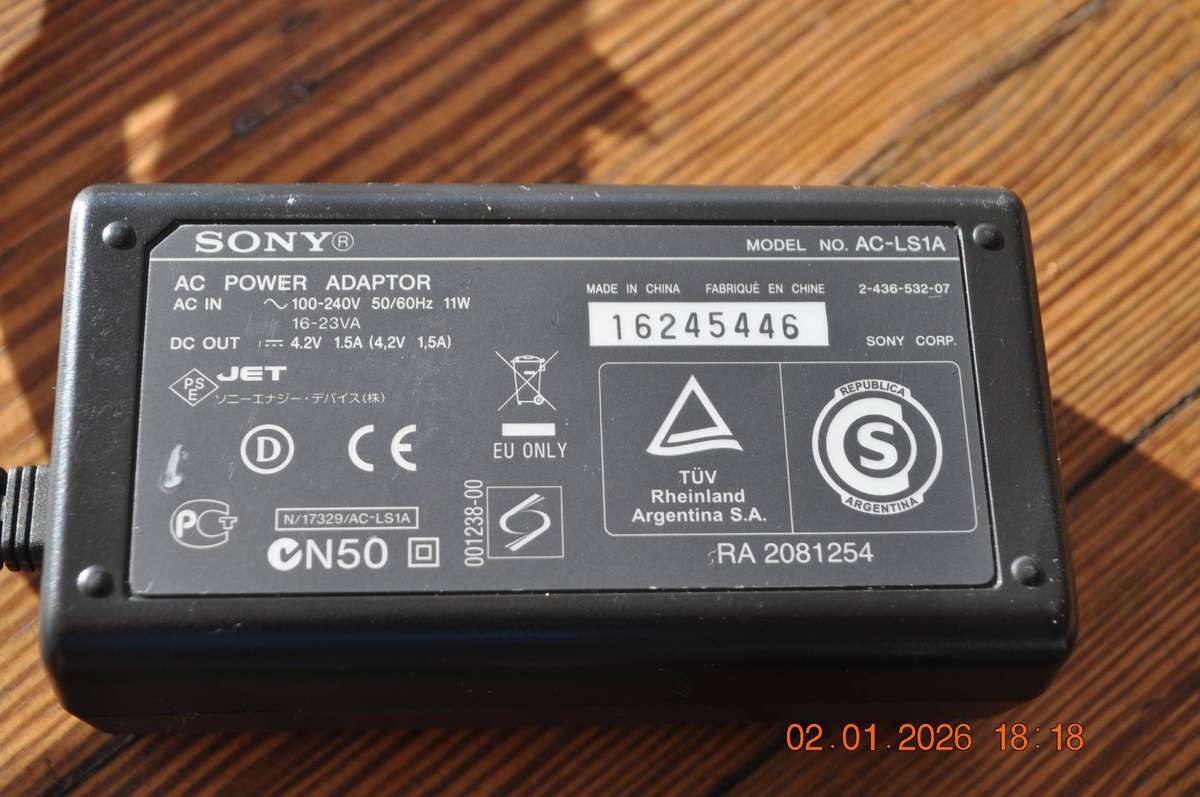 Original Sony AC-LS1A Camera Battery Charger