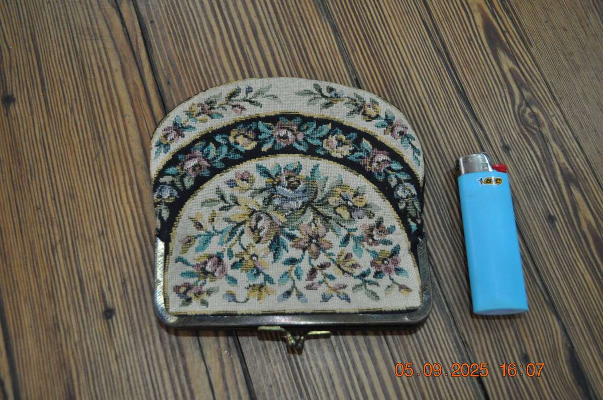 Vintage Tapestry Coin Purse
