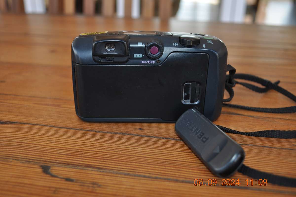 Pentax Espio 115 35mm Film Camera