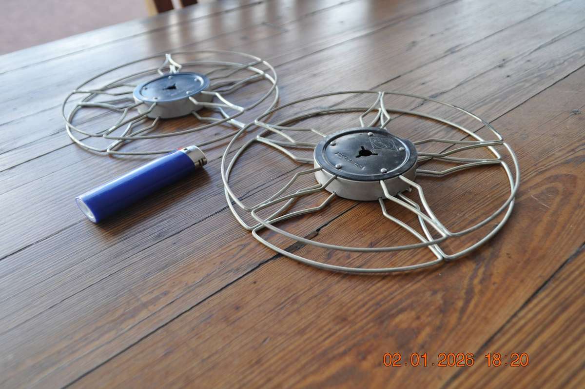 Vintage Eumig 8mm Metal Wire Film Reels