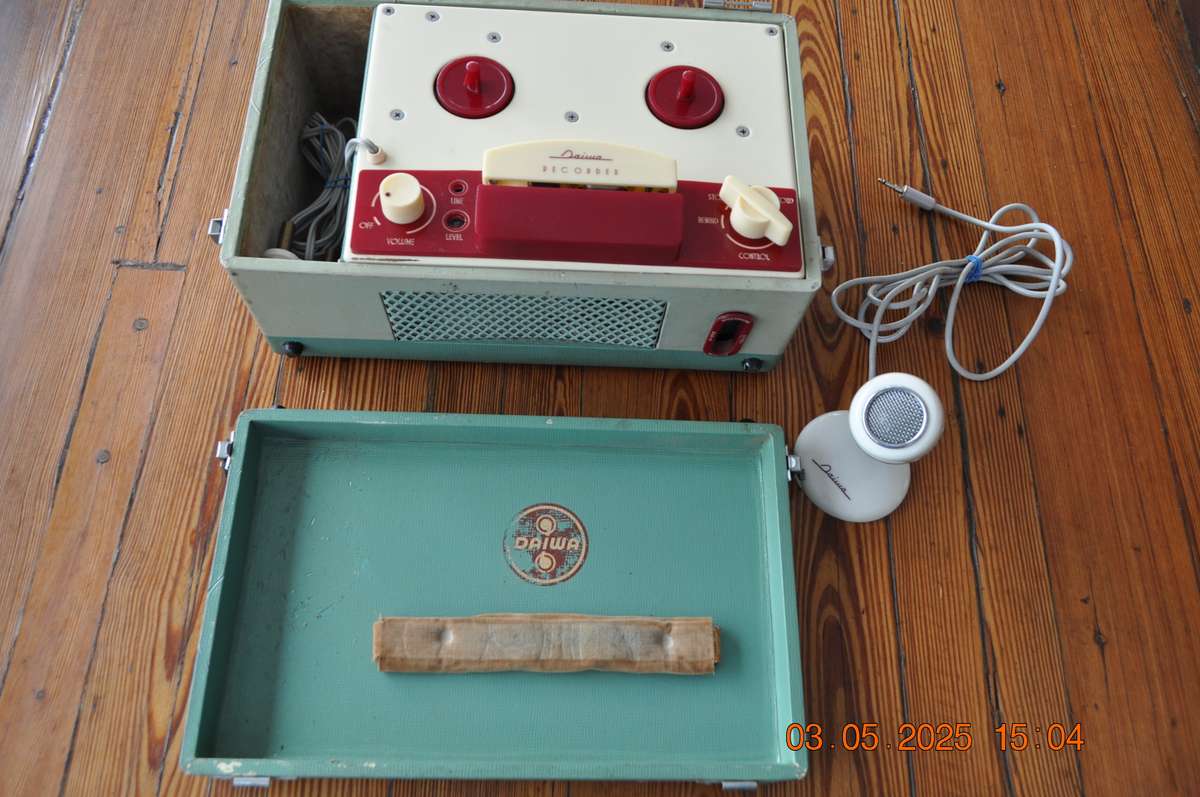 Daiwa Reel to Reel Tape Recorder Player