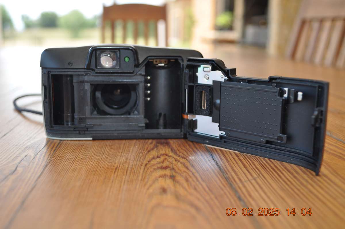 Vintage Canon Prima Zoom Shot 35mm Film Camera