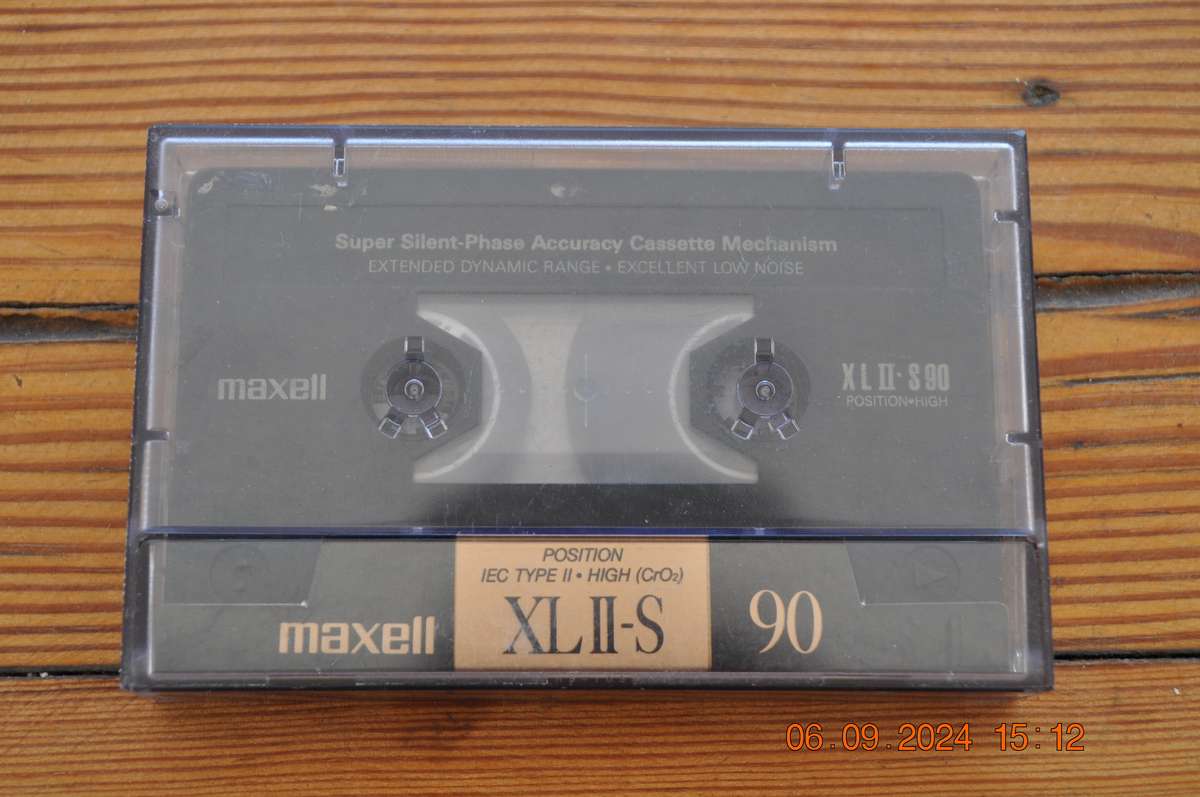 Maxell XLII-S 90 Old School Cassette