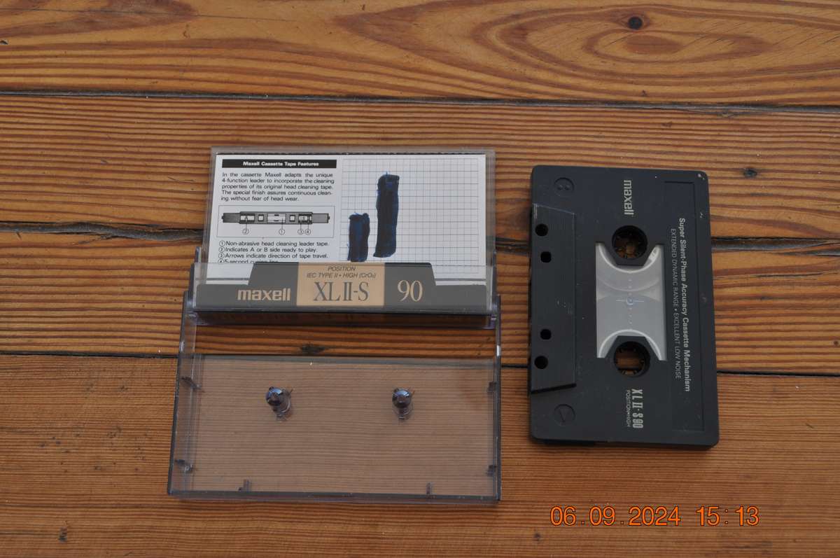 Maxell XLII-S 90 Old School Cassette