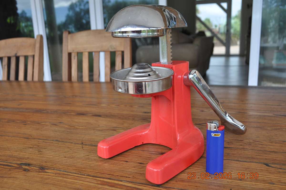 Vintage Juicer Juice Press