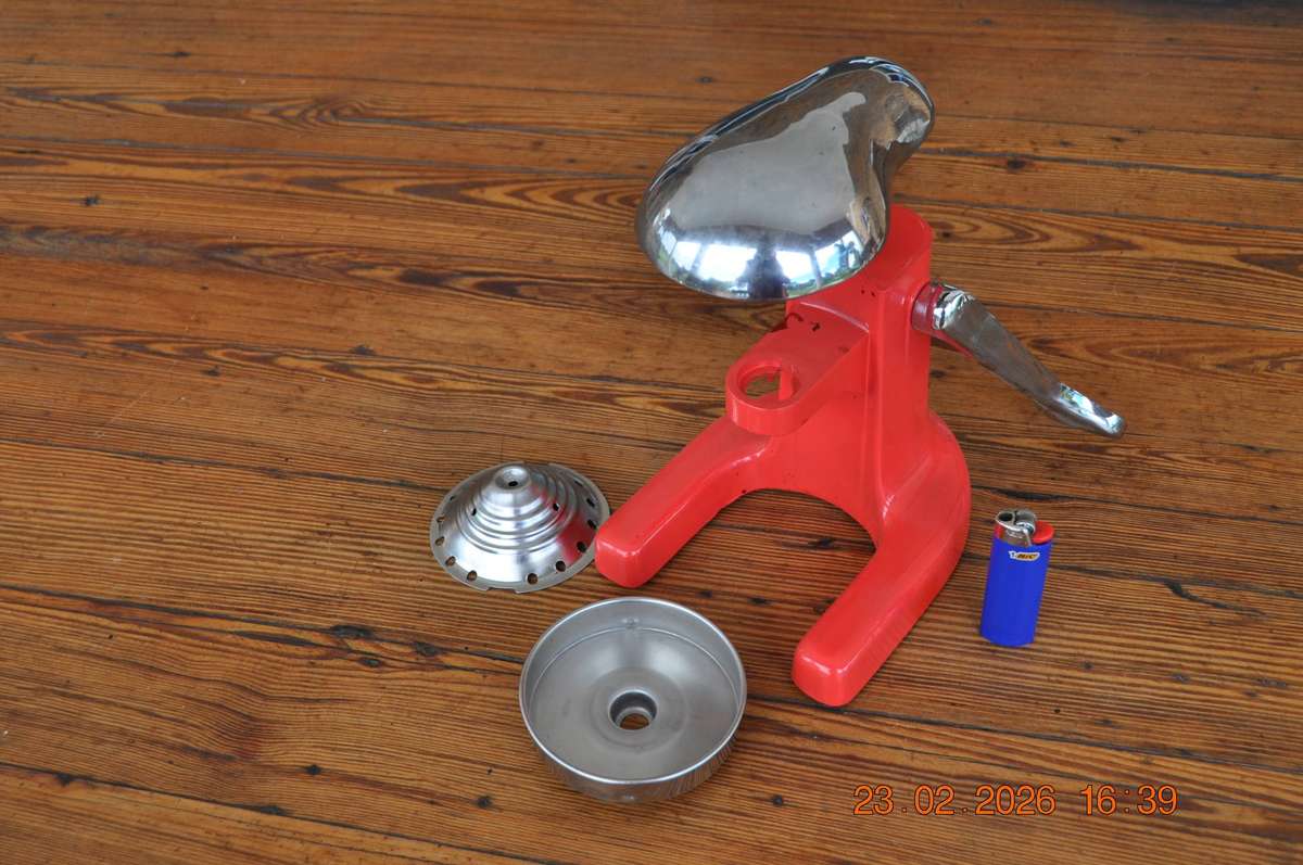 Vintage Juicer Juice Press