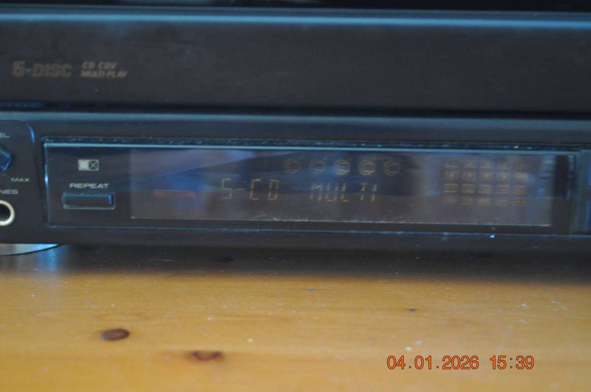 Vintage Pioneer CLD-M90 Laser Disc Player  5 Disc CD Changer (as is)