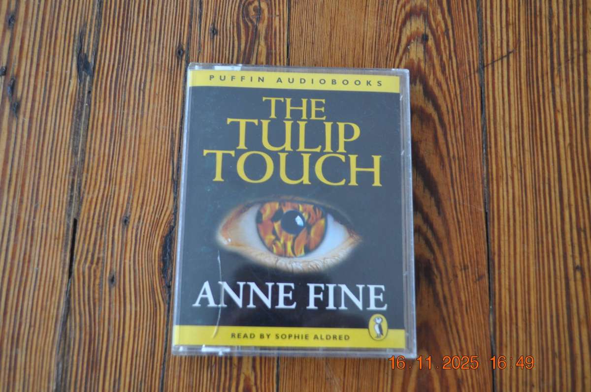 The Tulip Touch  Audiobook Cassette