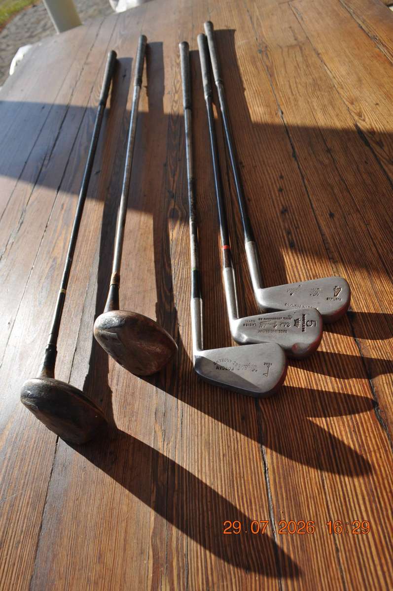 Vintage Golf Clubs x 5