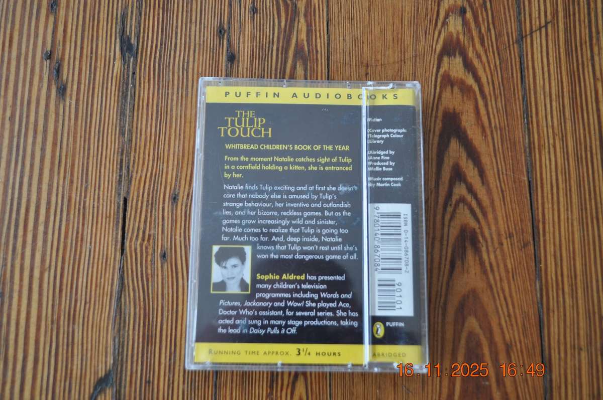 The Tulip Touch  Audiobook Cassette
