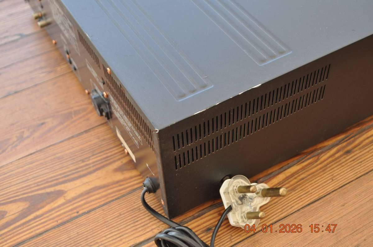 Vintage Pioneer CLD-M90 Laser Disc Player  5 Disc CD Changer (as is)