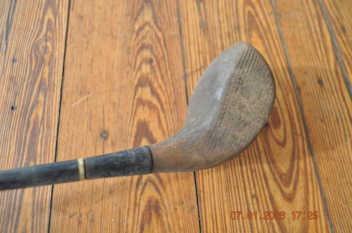Vintage S Mamba 4 Wooden Golf Club Driver