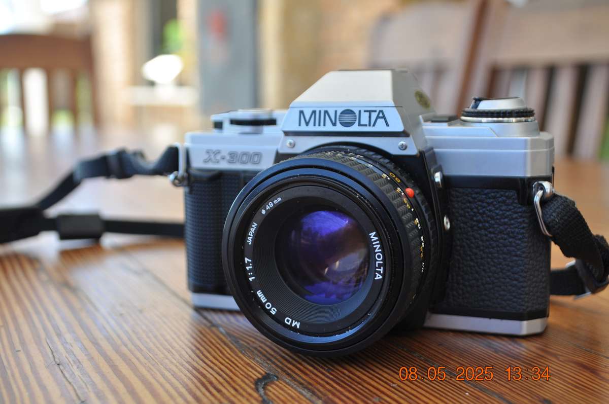 Minolta X-300 35mm Film Camera With Lens