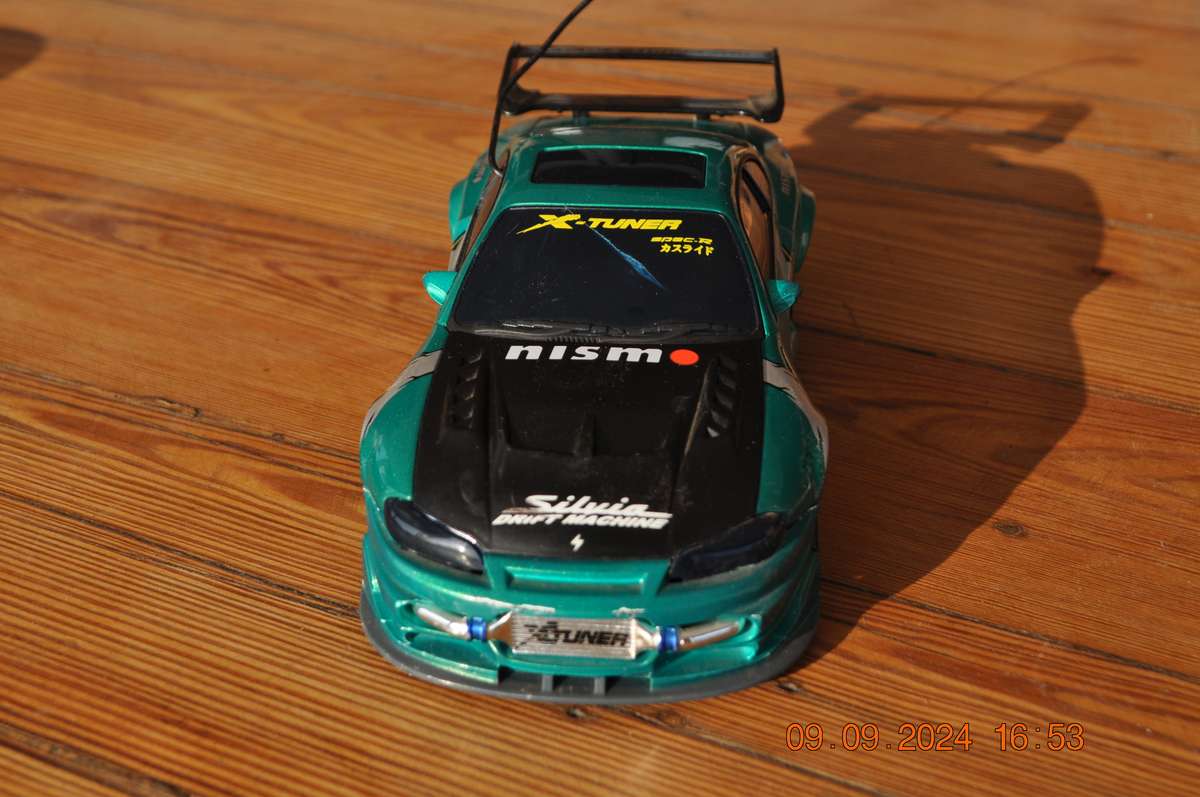 X-Tuner Nissan Silvia Model Car Scale 1:24