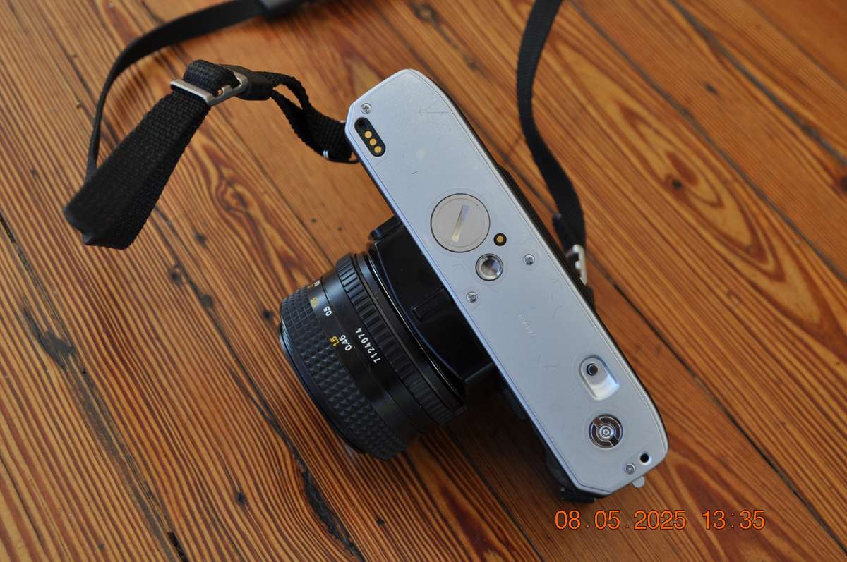 Minolta X-300 35mm Film Camera With Lens