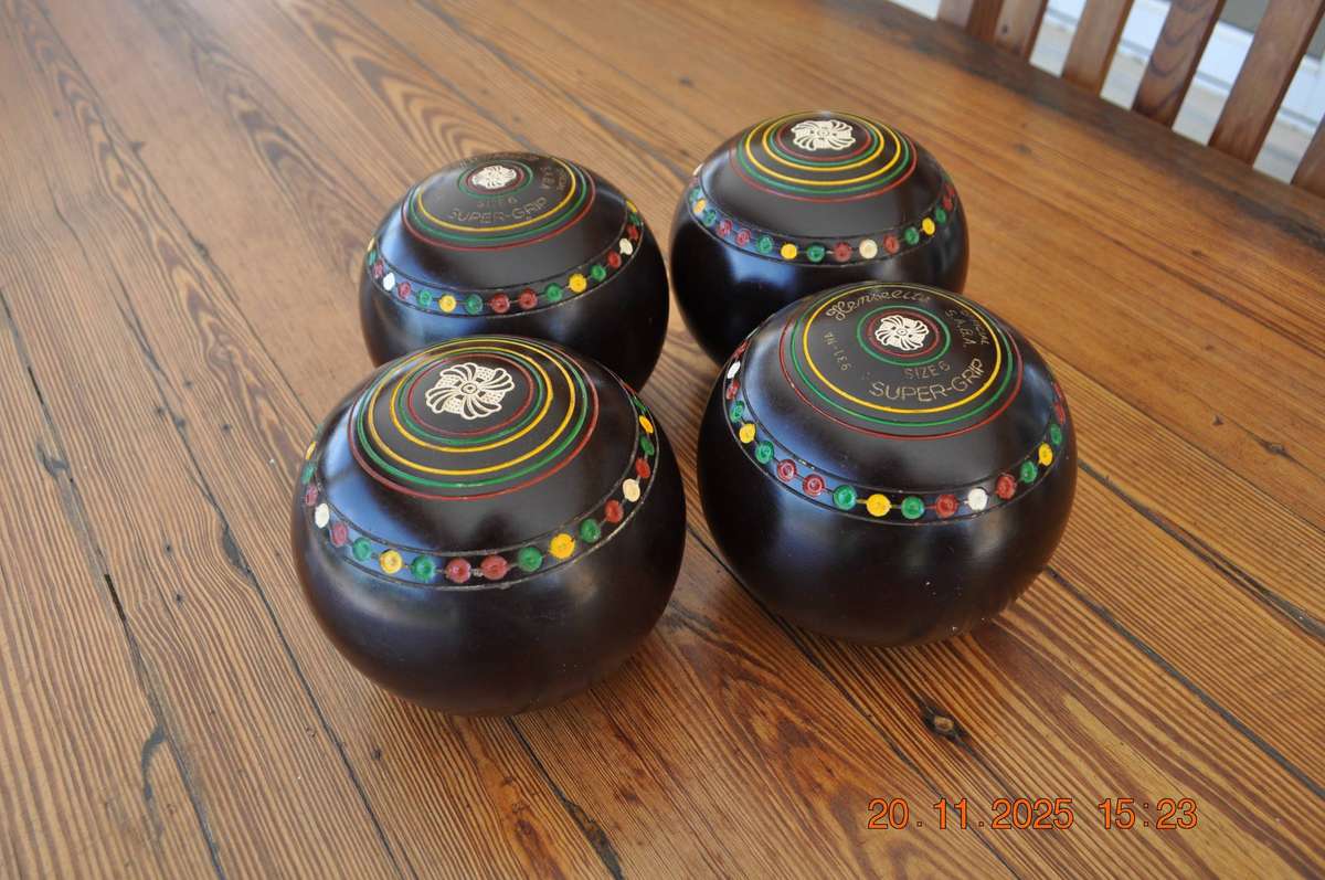 Henselite Super Grip Size 6 Lawn Bowls