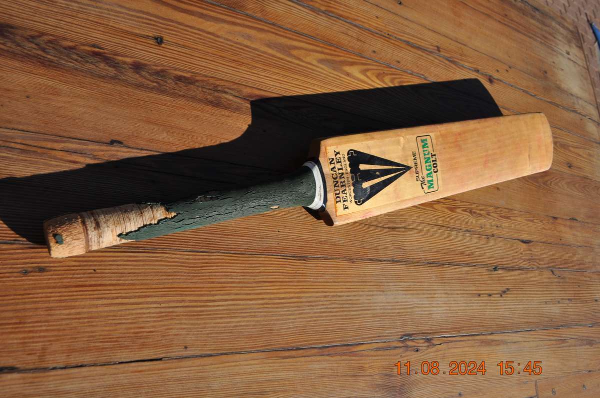 Vintage Duncan Fearnley Magnum Colt Cricket Bat