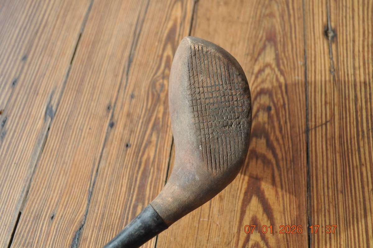 Vintage S Mamba D Wooden Golf Club Driver