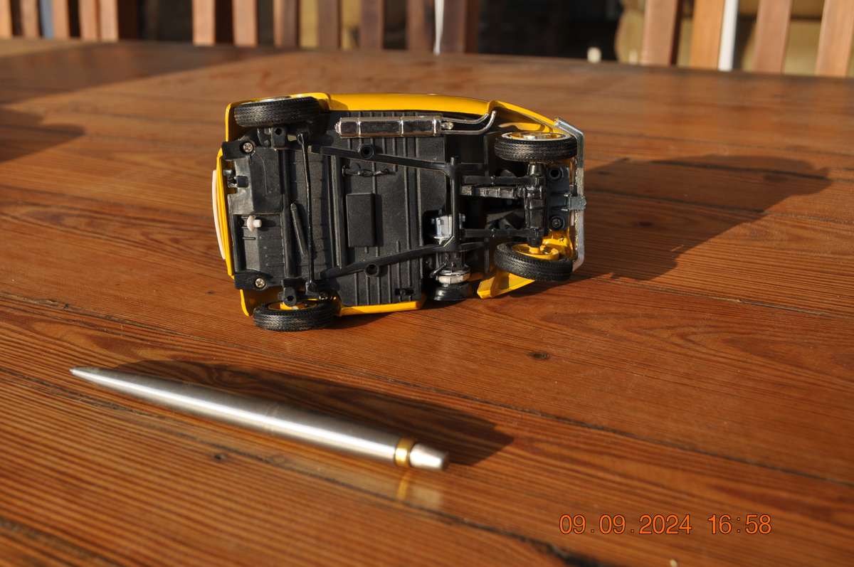 BMW Isetta 250 Model Car