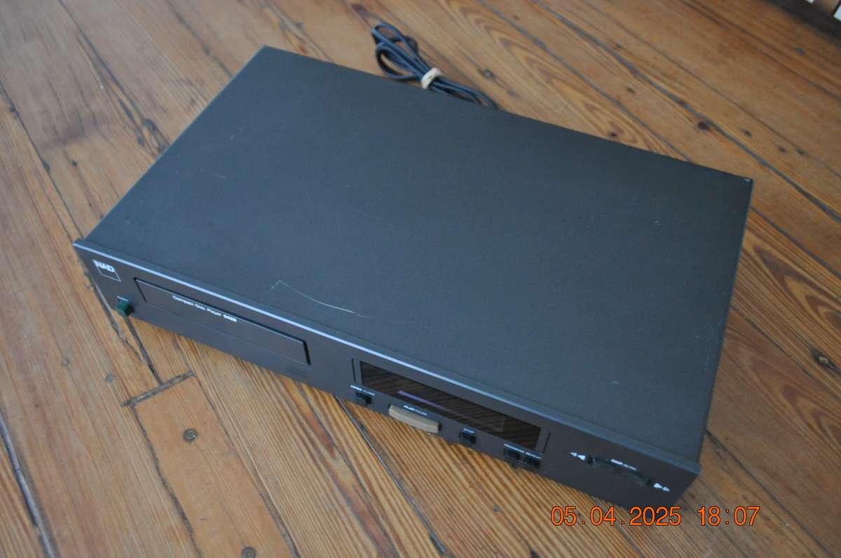 NAD 5420 CD Player (display not working)