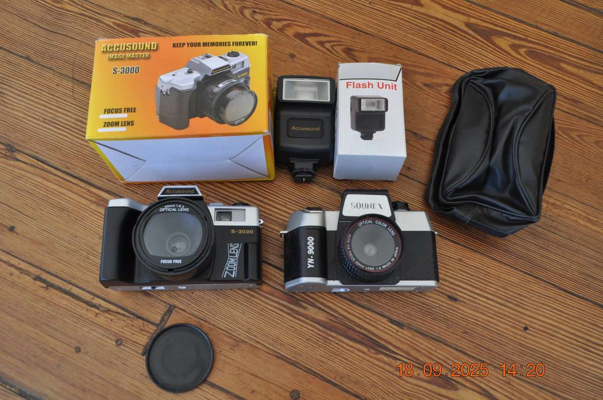 Vintage 35mm Film Cameras X2 With Flash Accusound and Sounex