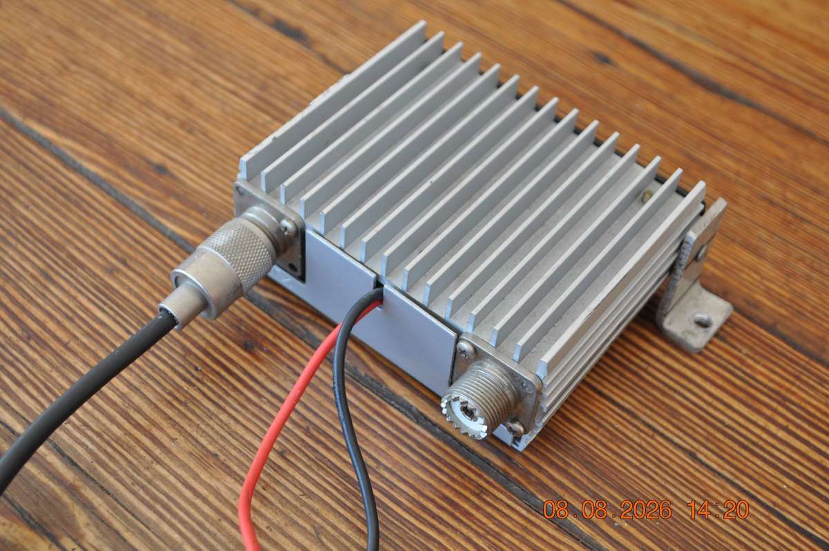 Retro CTE 737 CB Radio Linear Amplifier Booster (Made in Italy)