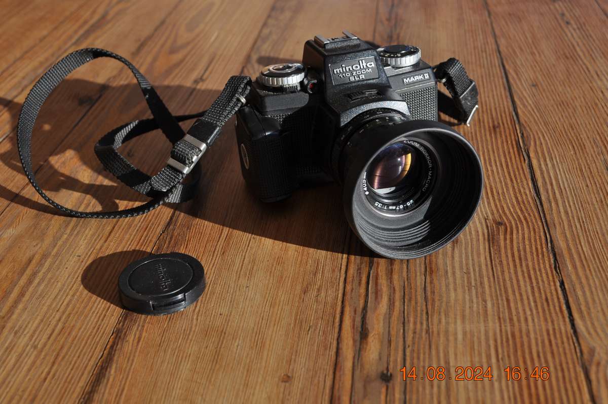 Vintage Minolta 110 Zoom SLR Film Camera