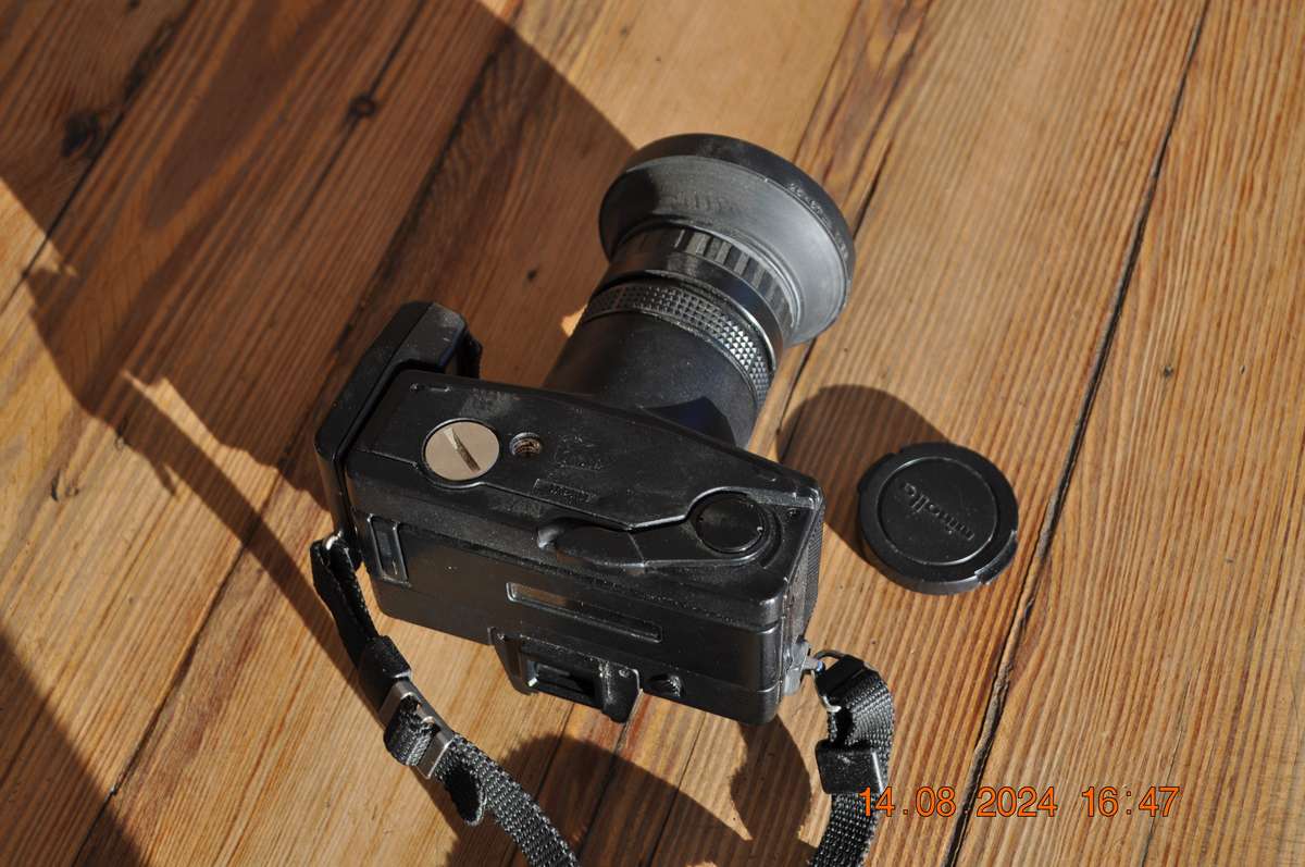 Vintage Minolta 110 Zoom SLR Film Camera