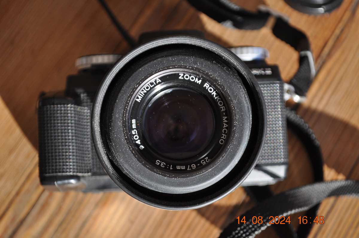 Vintage Minolta 110 Zoom SLR Film Camera