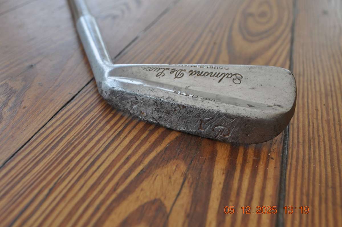 Vintage Salmona De Luxe 3 Iron Golf Club