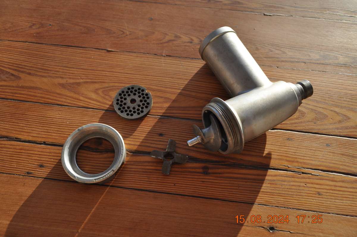 Kenwood Chef Meat Mincer Attachment