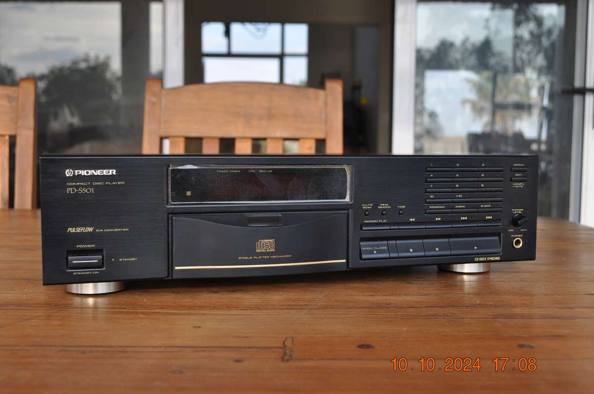 Pioneer PD-S501 CD Player