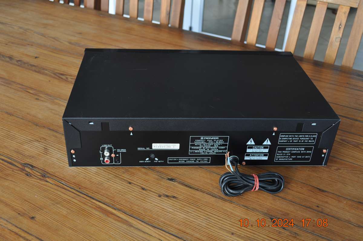 Pioneer PD-S501 CD Player